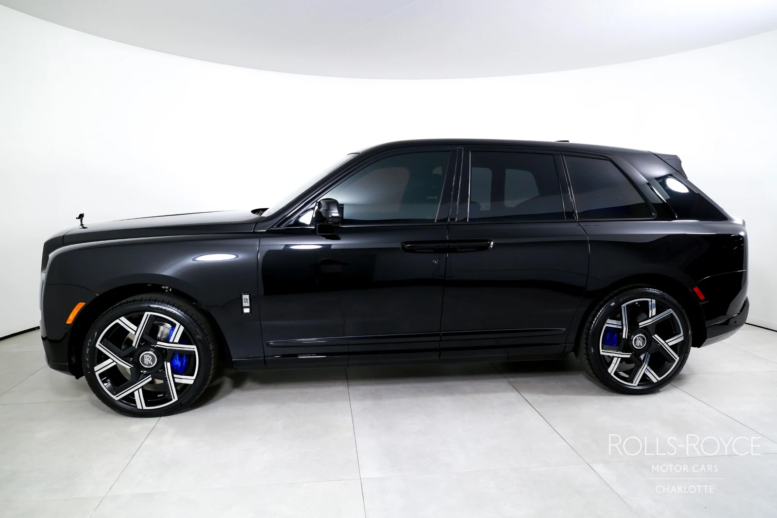 2026 Rolls-Royce Cullinan Series II, 2/29