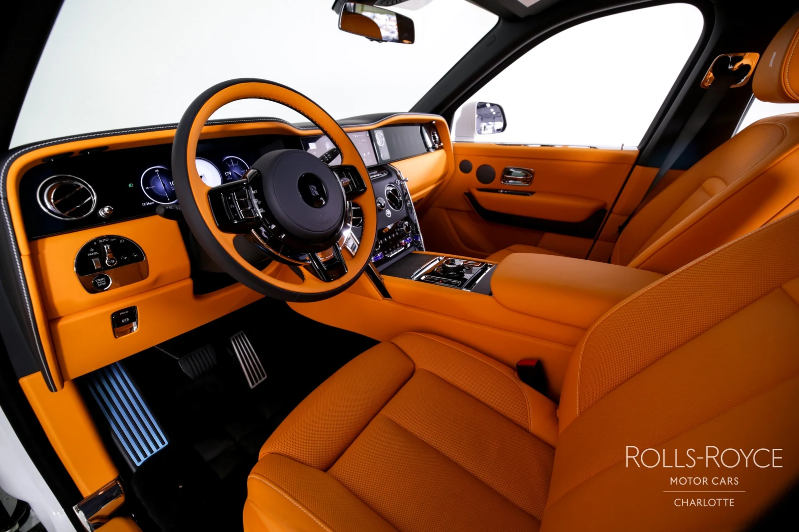 2025 Rolls-Royce Cullinan Series II, 3/29