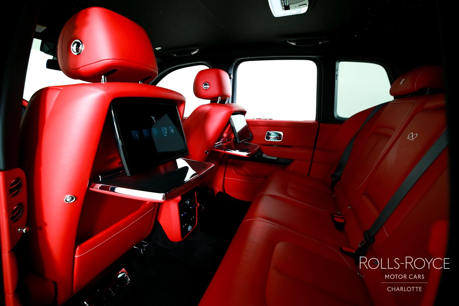 2025 Rolls-Royce Black Badge Cullinan Series II, 12/29