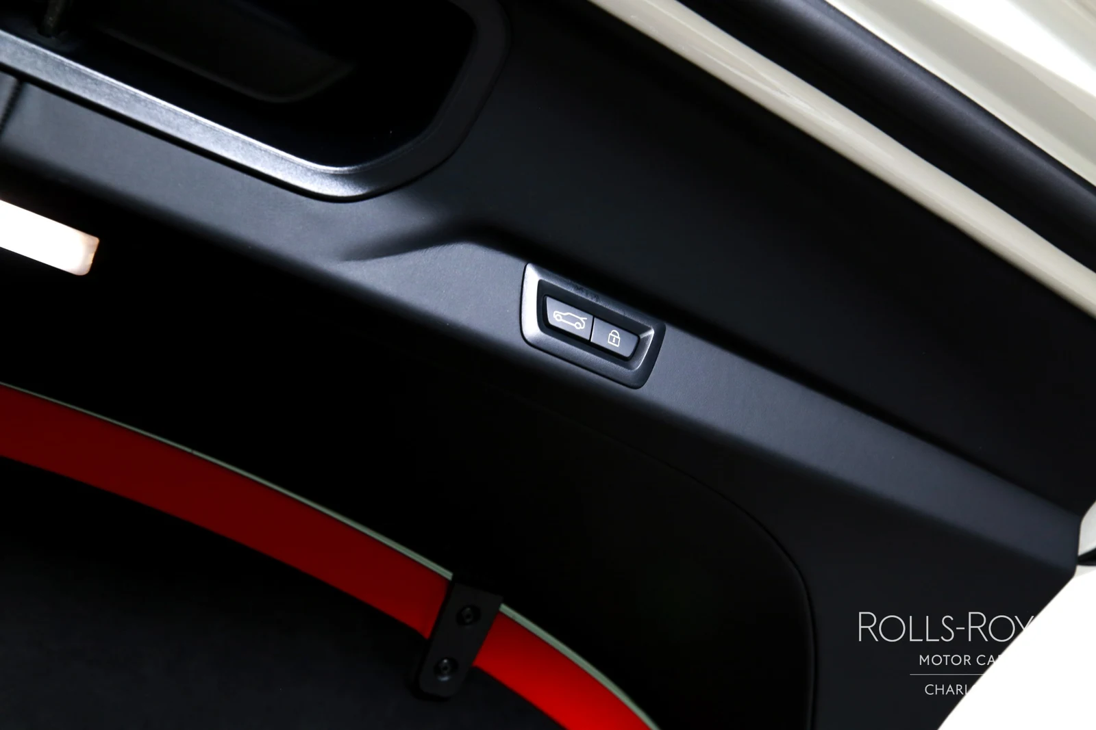 2025 Rolls-Royce Black Badge Cullinan Series II, 15/29