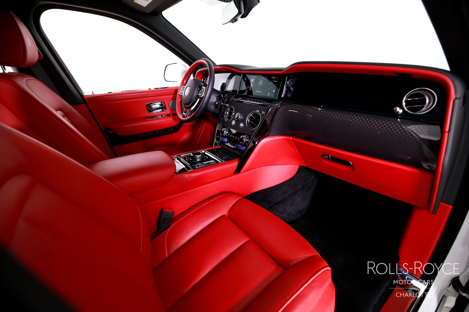 2025 Rolls-Royce Black Badge Cullinan Series II, 22/29