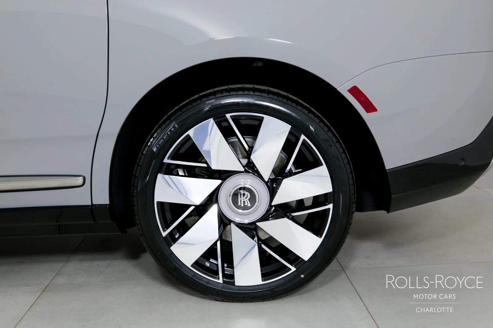 2025 Rolls-Royce Cullinan Series II, 26/29