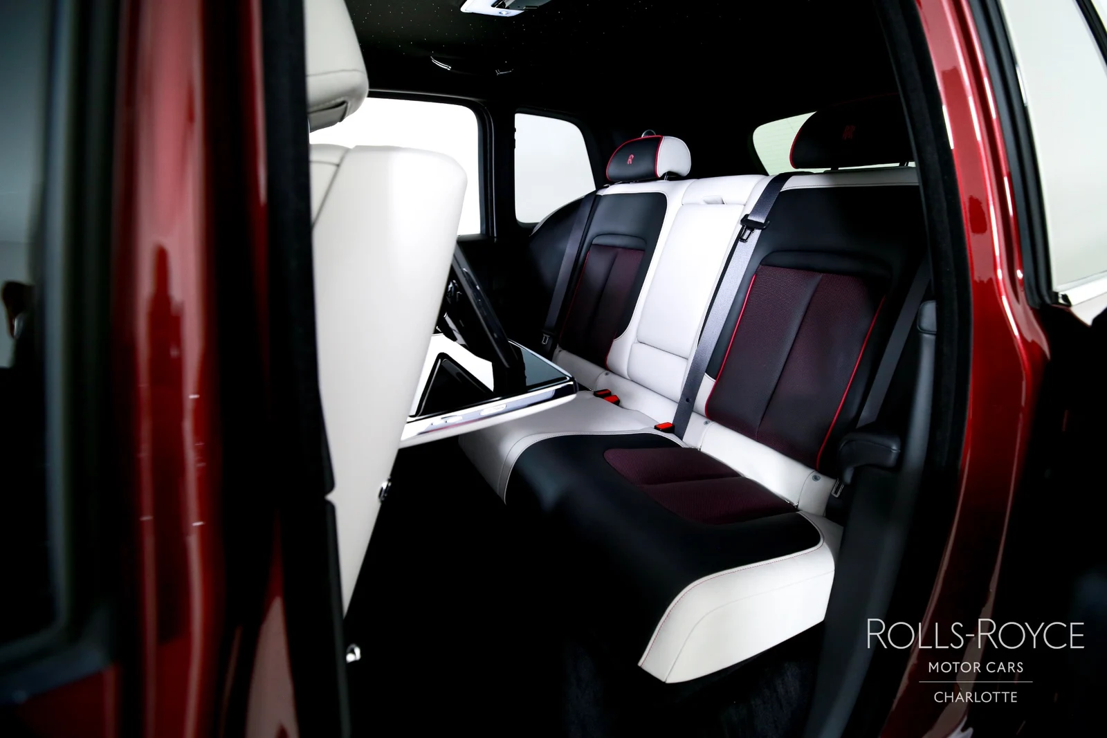 2025 Rolls-Royce Cullinan Series II, 11/29