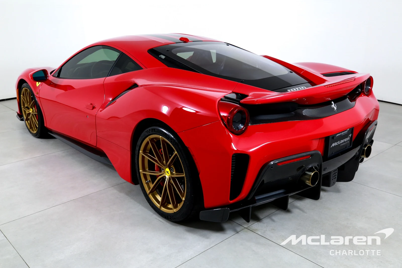 2020 Ferrari 488 Pista, 4/30
