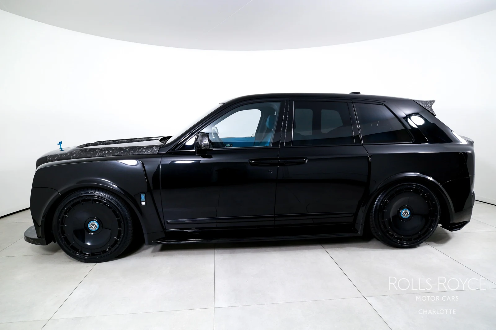 2027 Rolls-Royce Cullinan Series II, 2/29