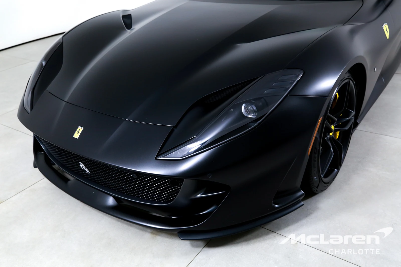 2022 Ferrari 812 GTS, 27/29