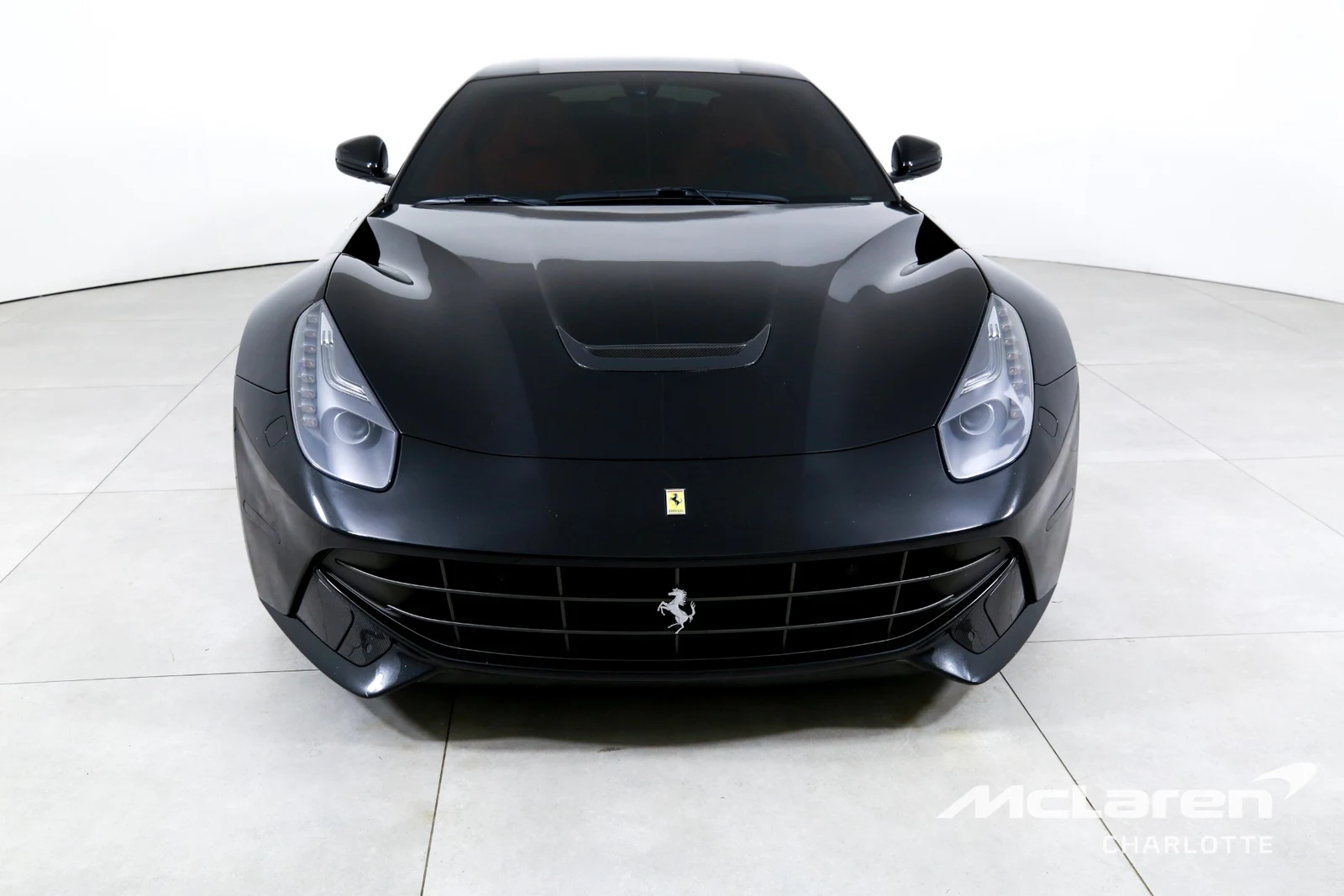 2017 Ferrari F12berlinetta, 3/30
