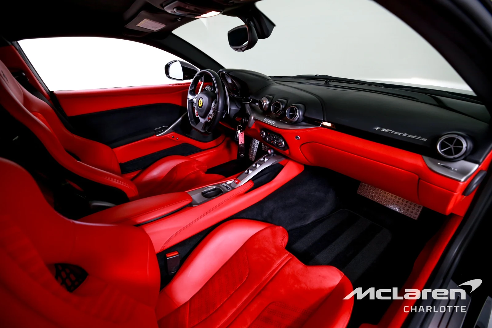 2017 Ferrari F12berlinetta, 19/30