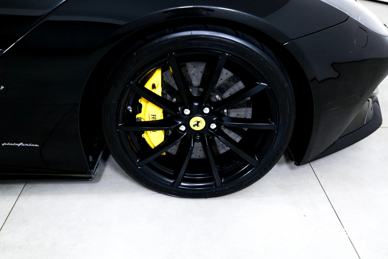 2017 Ferrari F12berlinetta, 24/30