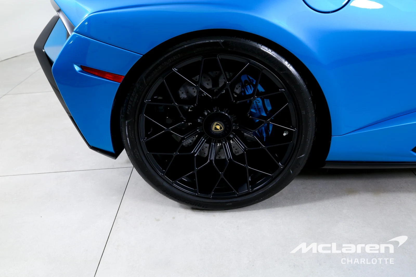 2022 Lamborghini Huracán STO, 19/30