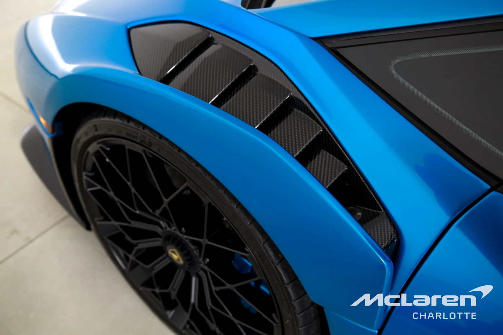 2022 Lamborghini Huracán STO, 27/30