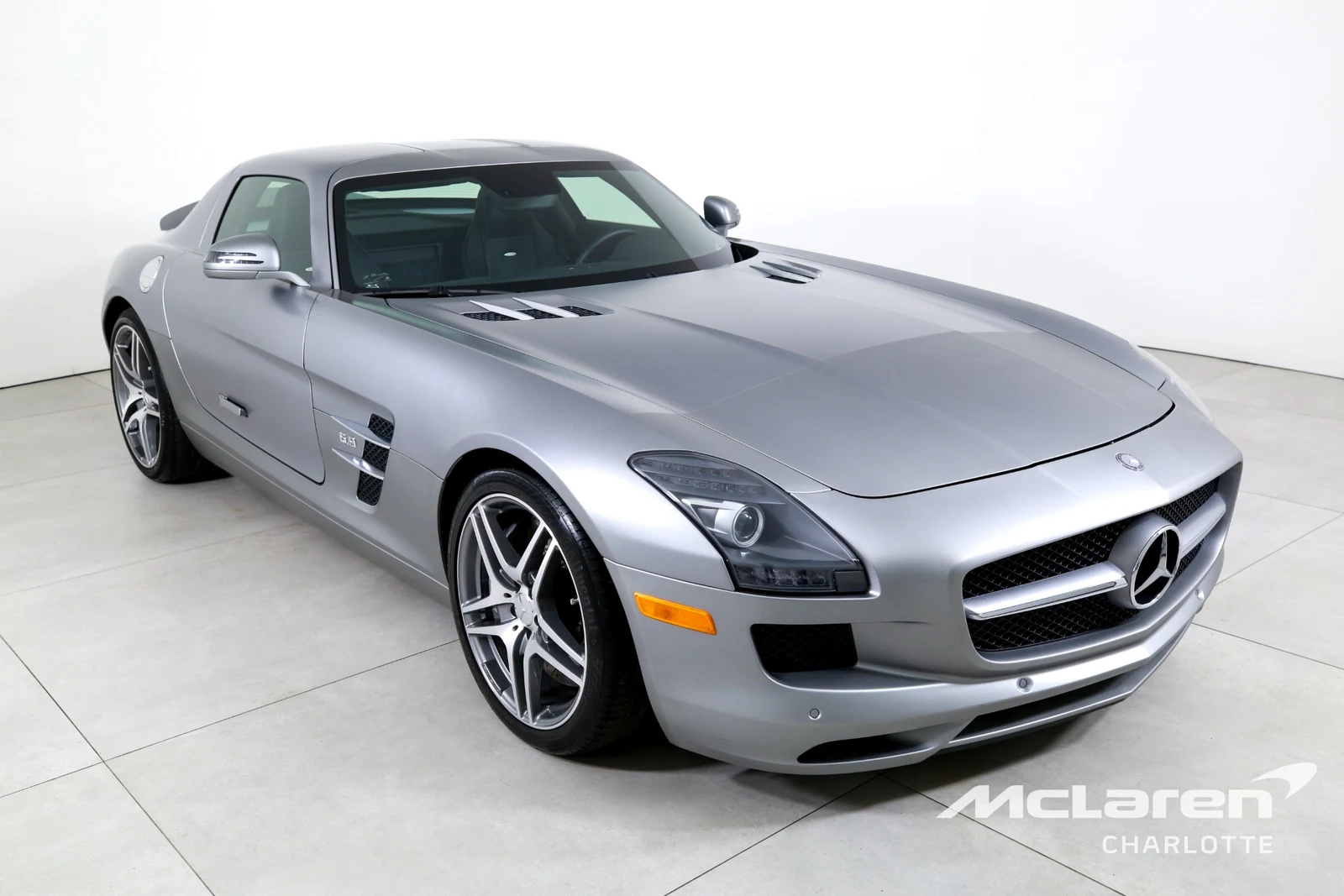 2011 Mercedes-Benz SLS AMG, 2/30
