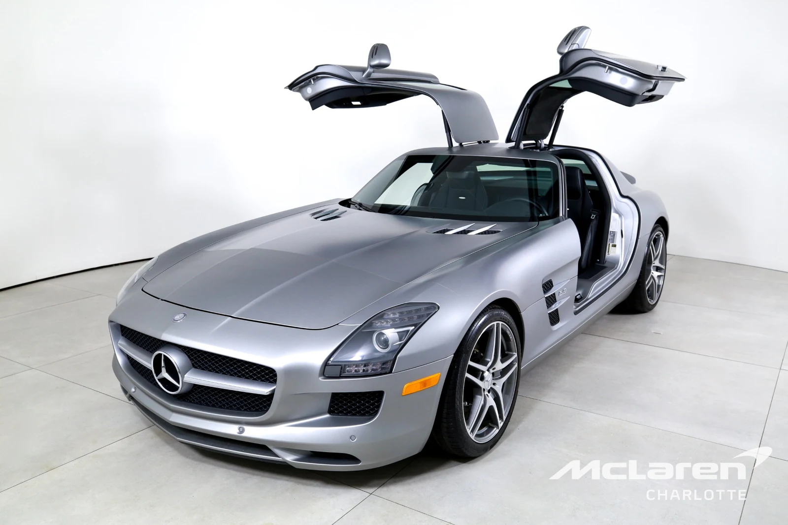 2011 Mercedes-Benz SLS AMG, 4/30
