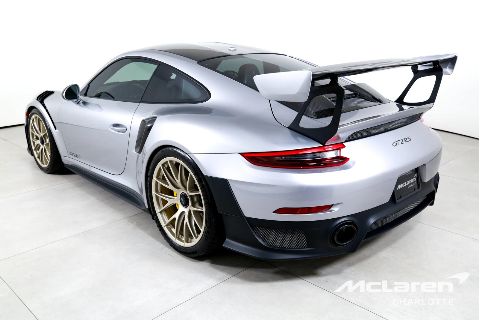 2018 Porsche 911 GT2 RS, 3/29