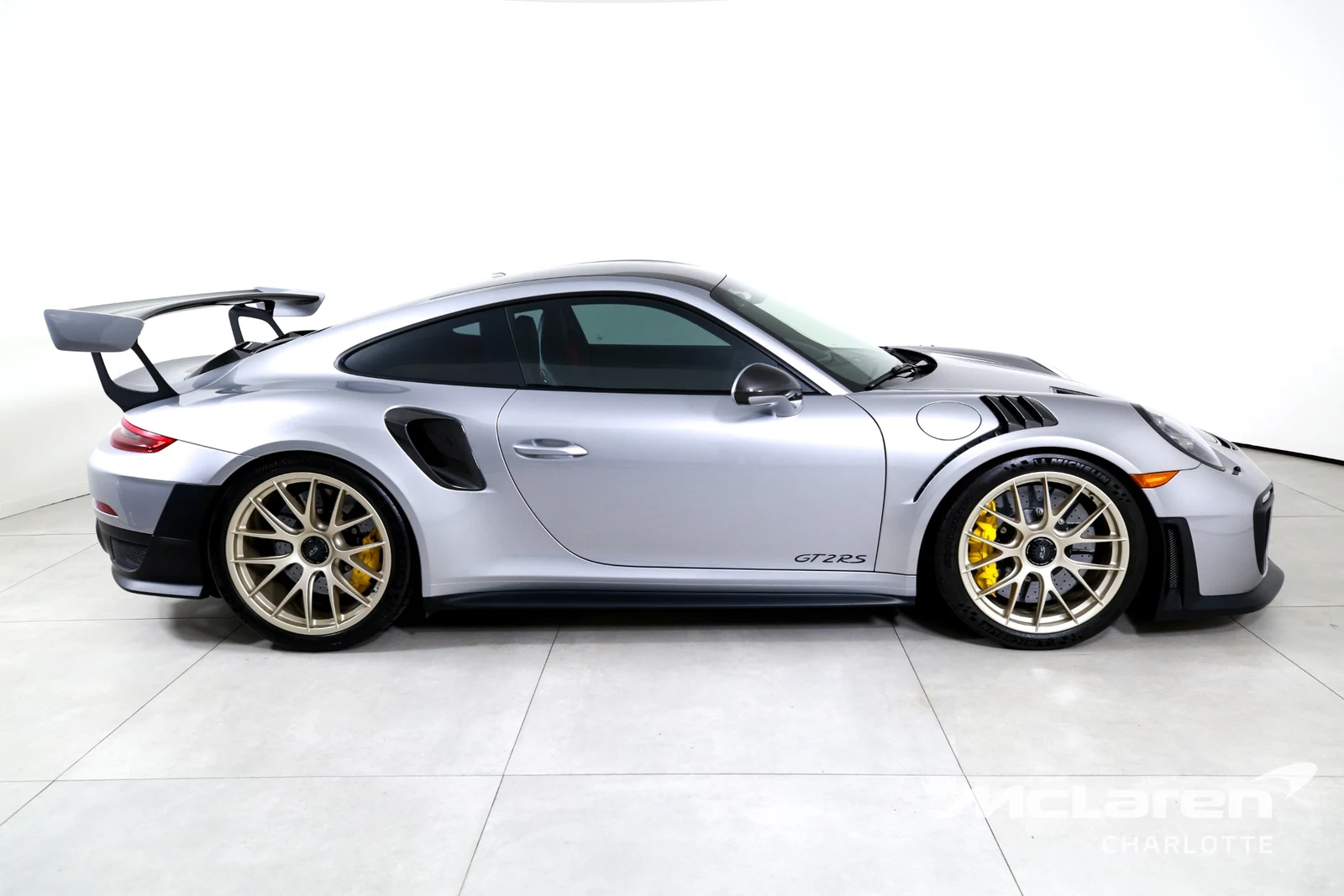 2018 Porsche 911 GT2 RS, 6/29