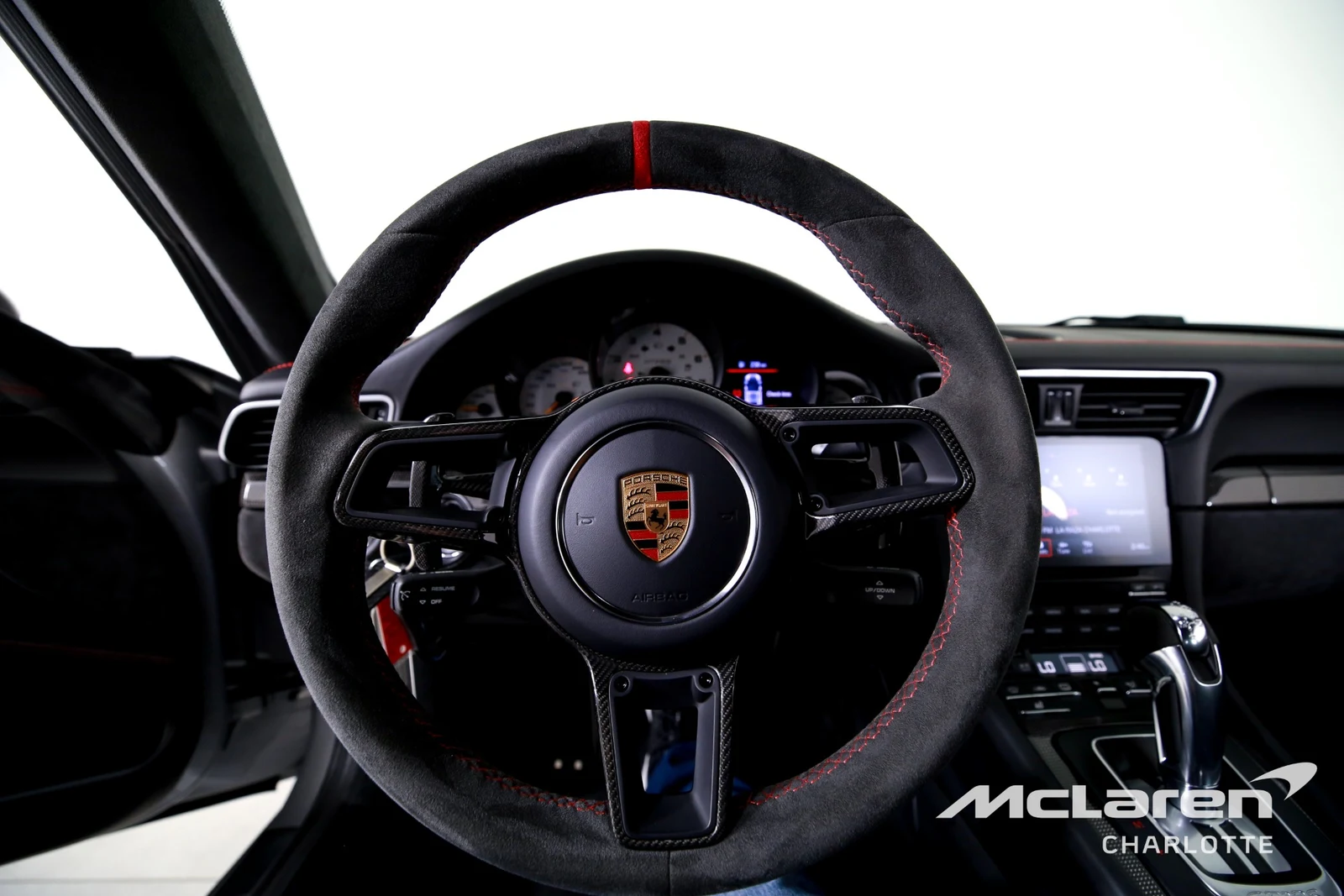 2018 Porsche 911 GT2 RS, 11/29