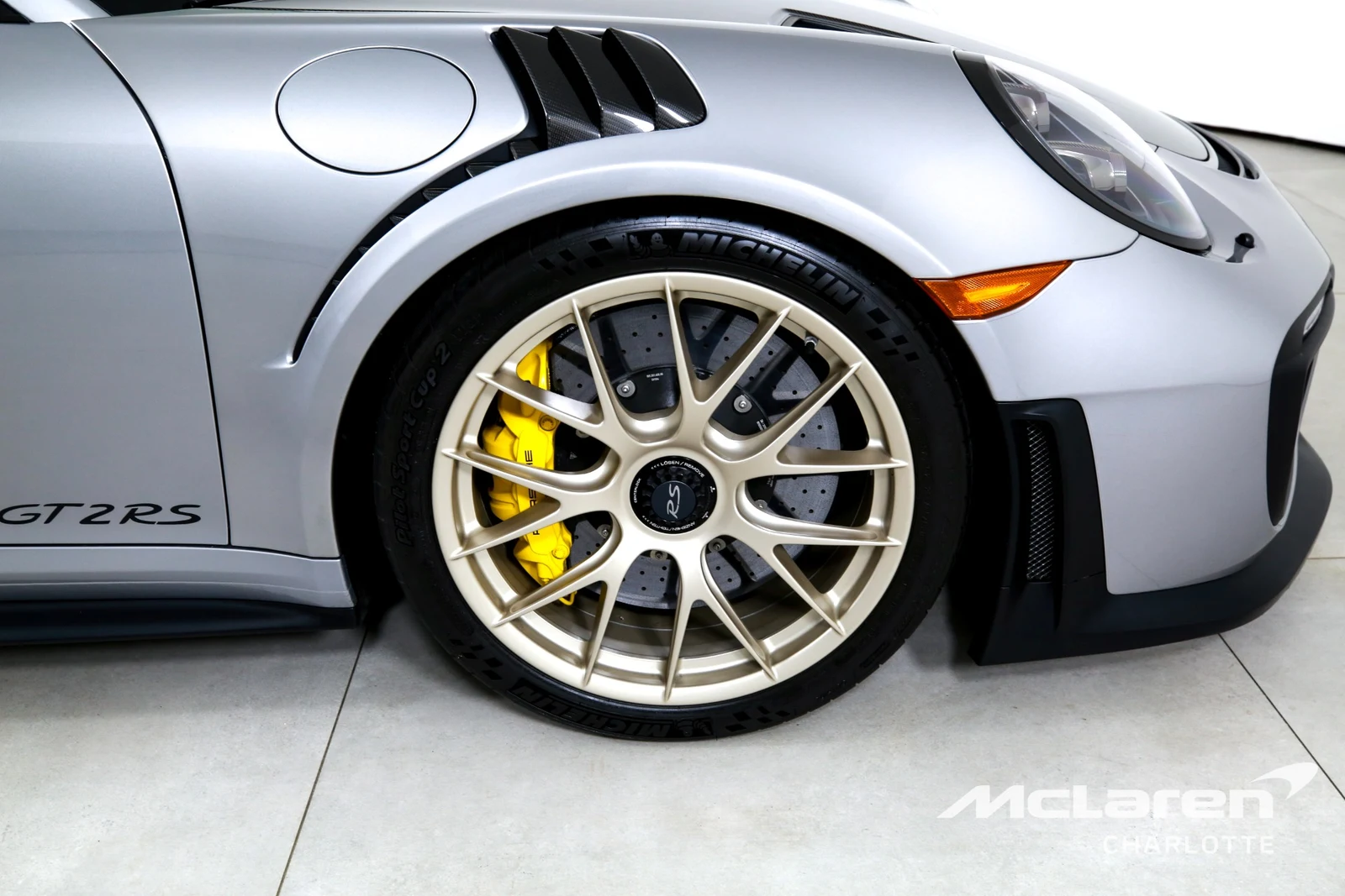 2018 Porsche 911 GT2 RS, 23/29
