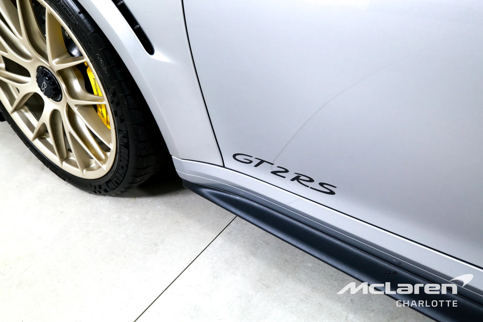 2018 Porsche 911 GT2 RS, 26/29