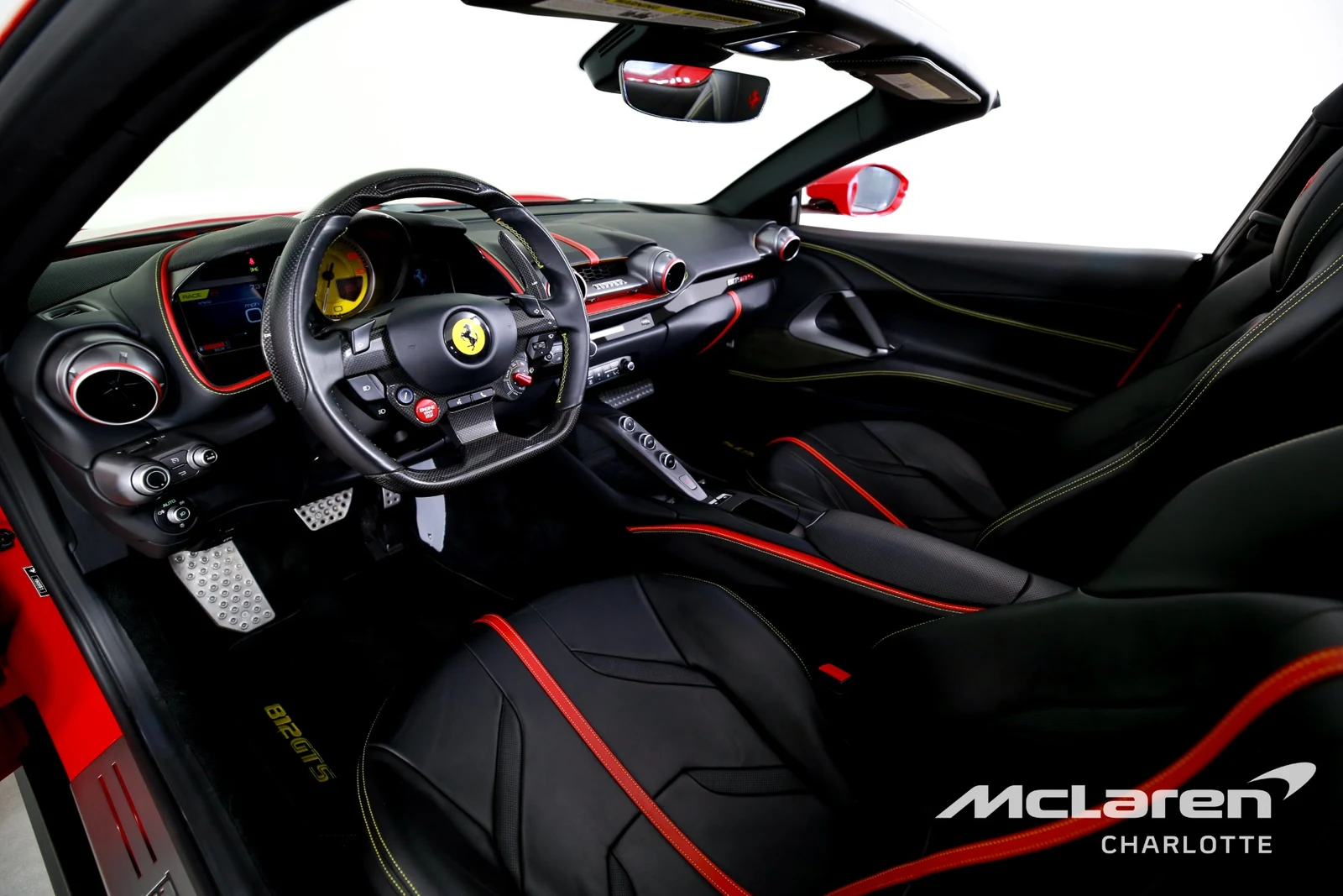 2021 Ferrari 812 GTS, 10/29