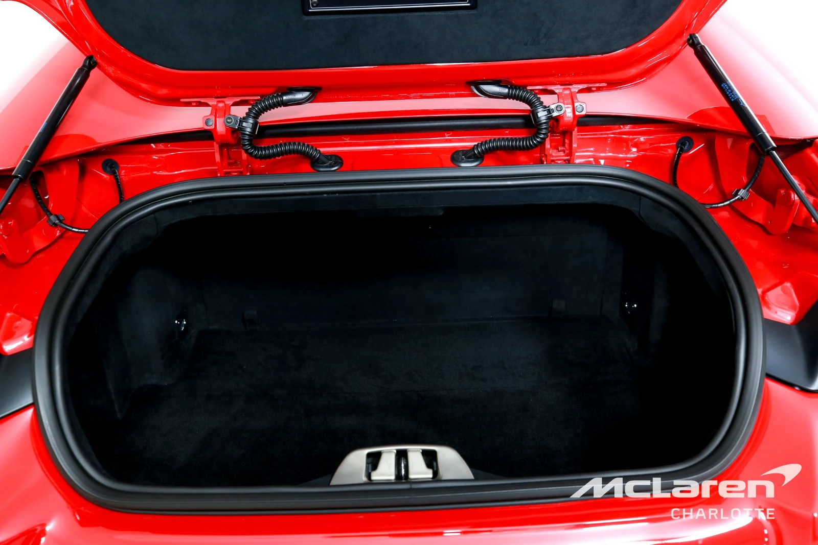 2021 Ferrari 812 GTS, 14/29