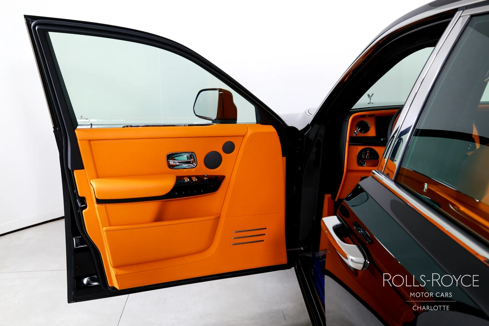 2027 Rolls-Royce Phantom Series II, 6/29