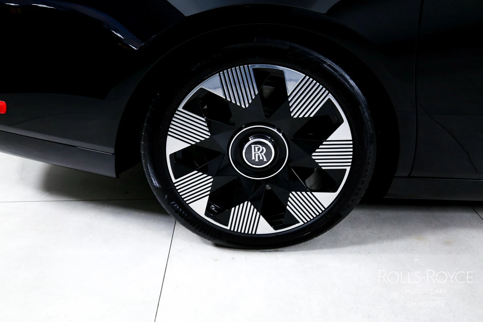 2027 Rolls-Royce Phantom Series II, 25/29