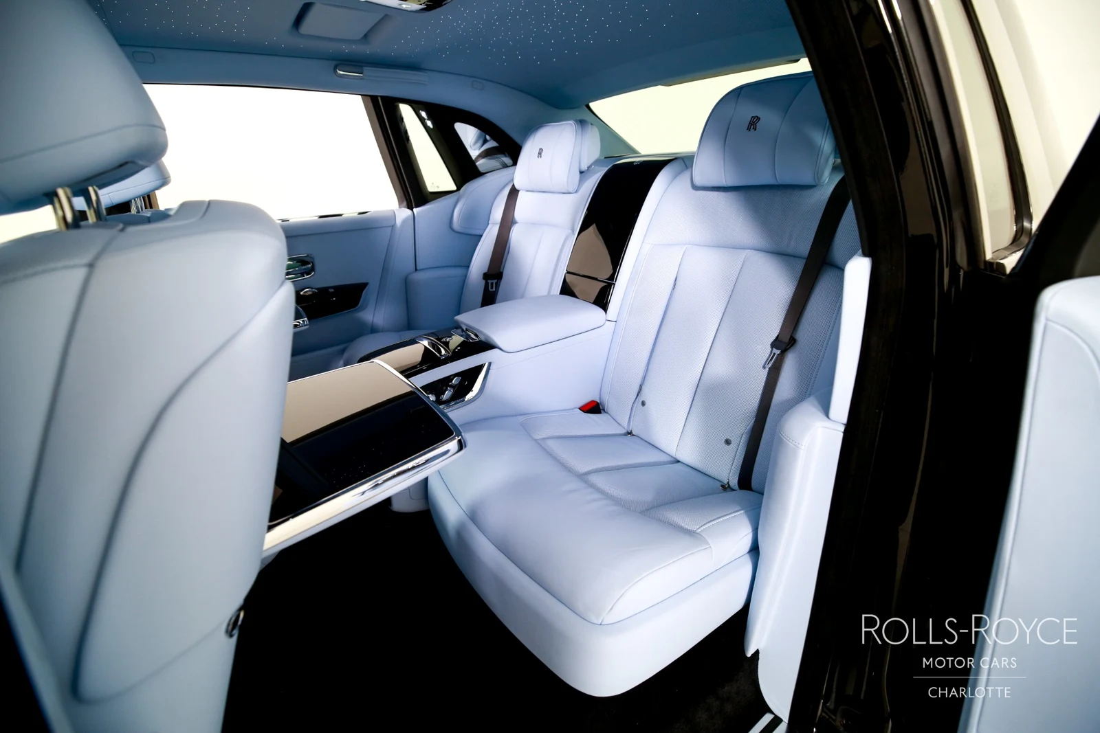 2027 Rolls-Royce Phantom Series II, 11/29
