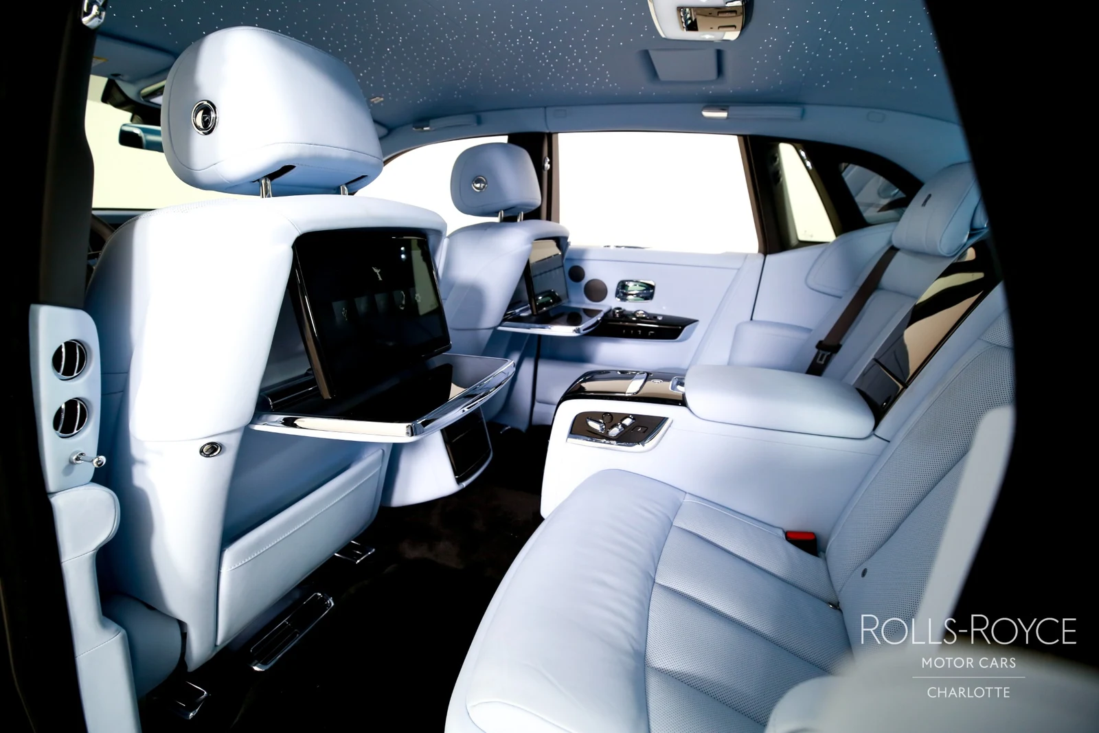 2027 Rolls-Royce Phantom Series II, 12/29