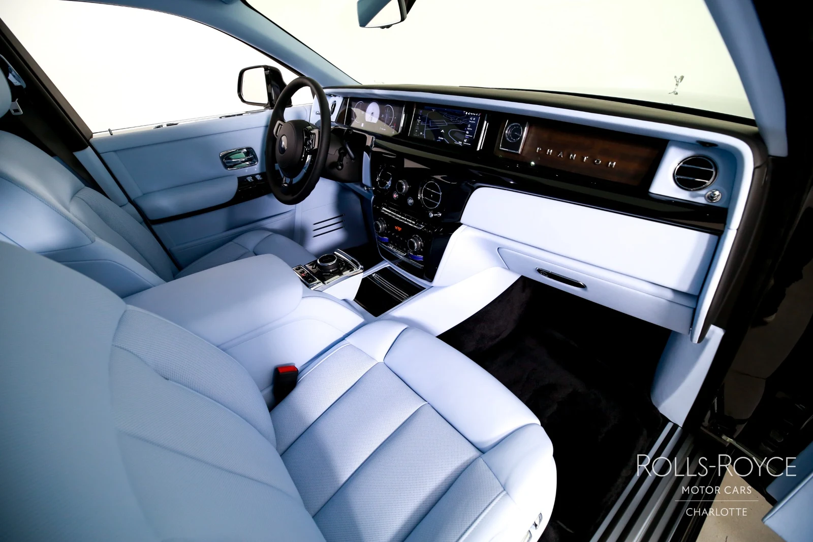 2027 Rolls-Royce Phantom Series II, 22/29