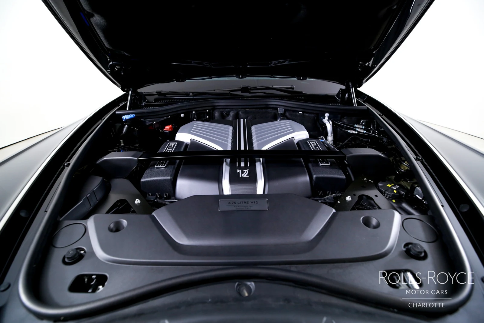 2027 Rolls-Royce Phantom Series II, 24/29