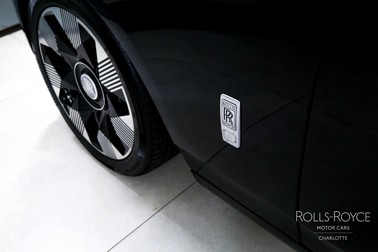 2027 Rolls-Royce Phantom Series II, 28/29