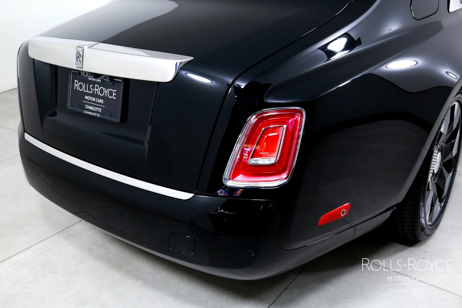 2027 Rolls-Royce Phantom Series II, 29/29