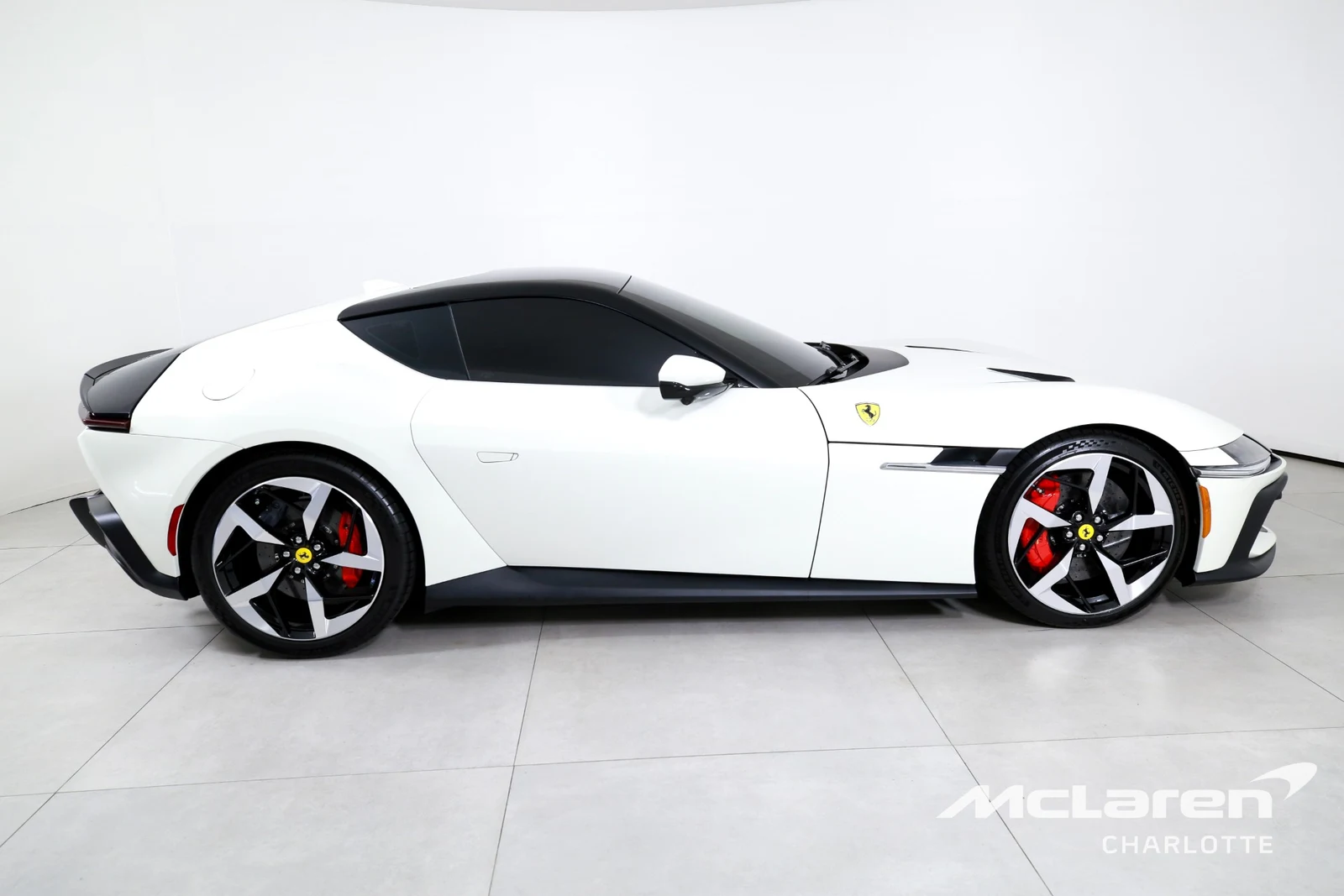 2025 Ferrari 12Cilindri, 6/29