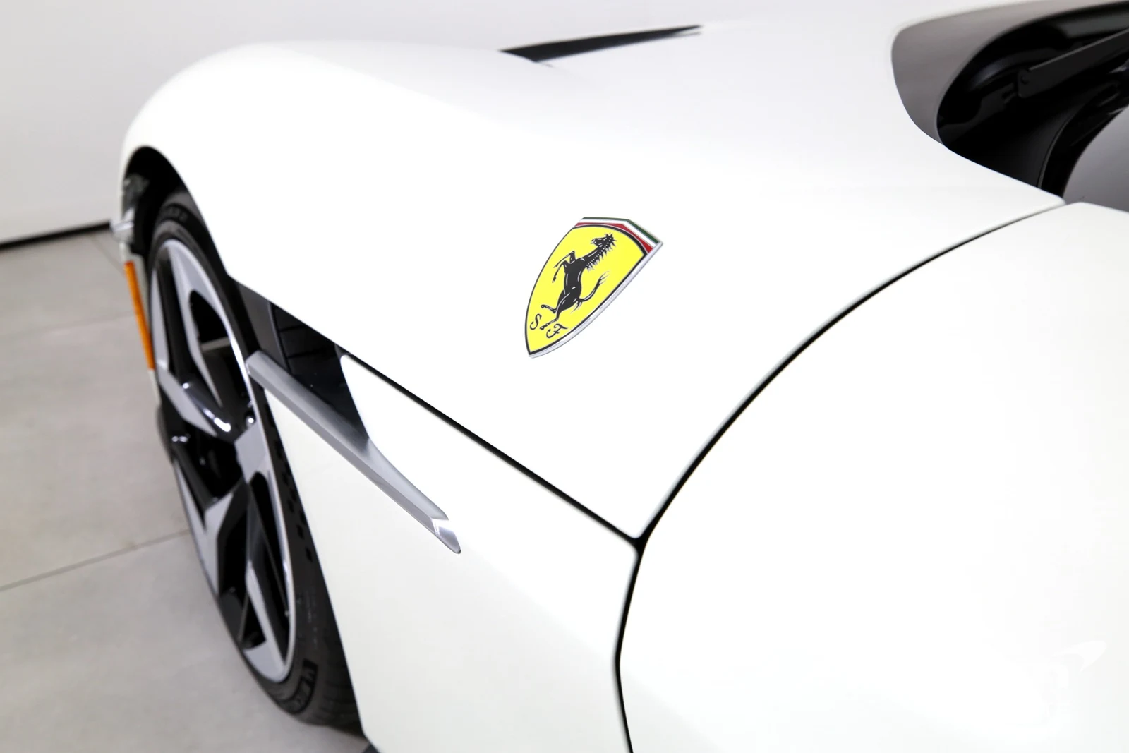 2025 Ferrari 12Cilindri, 27/29