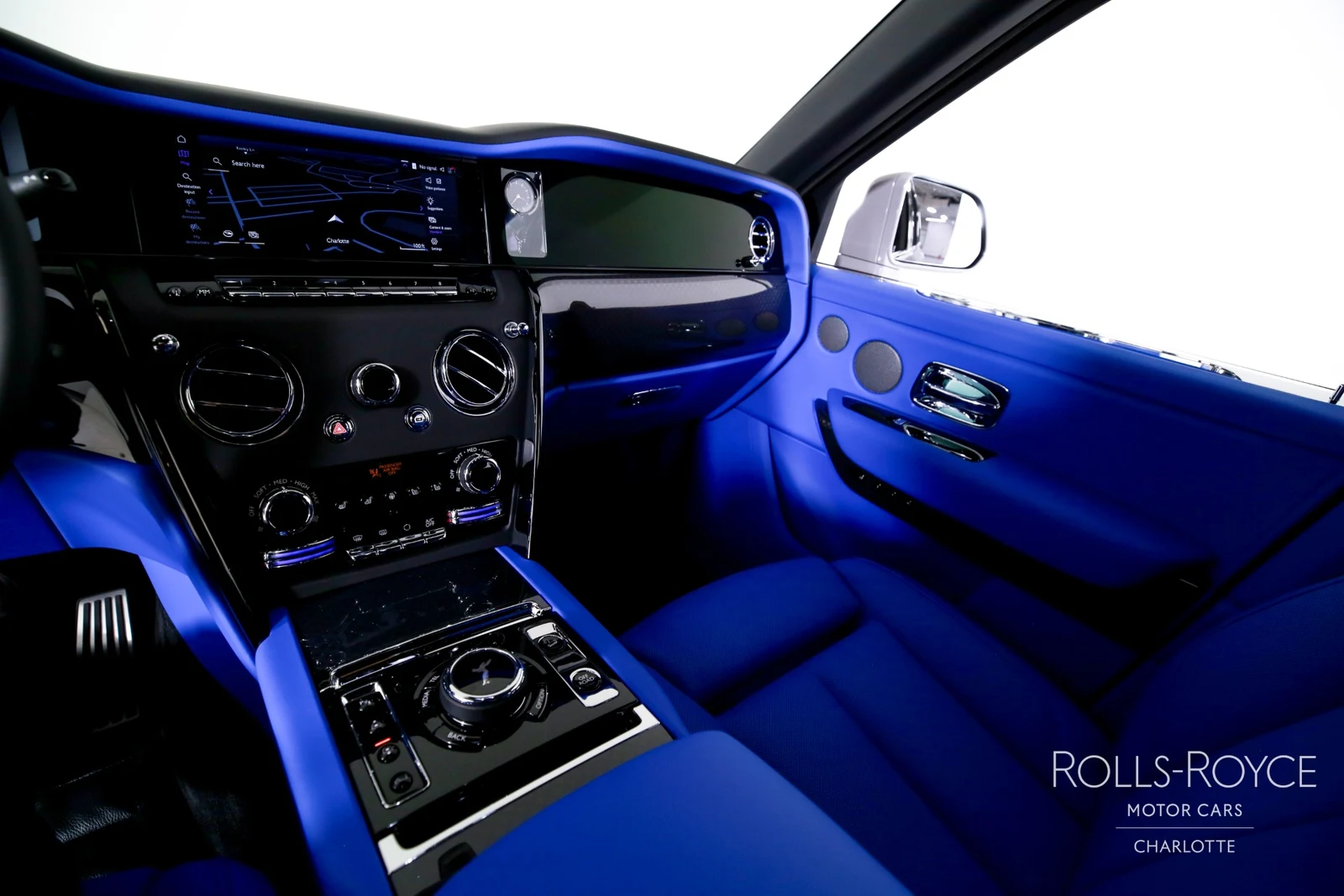 2027 Rolls-Royce Black Badge Cullinan Series II, 9/29