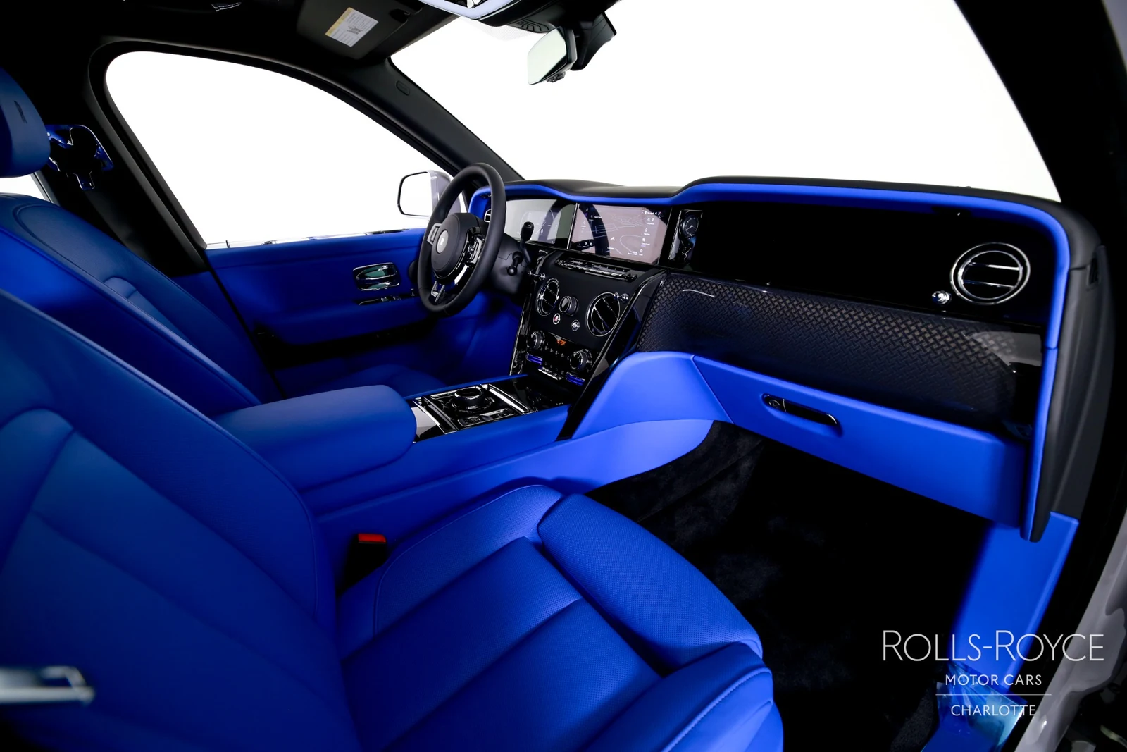 2027 Rolls-Royce Black Badge Cullinan Series II, 22/29