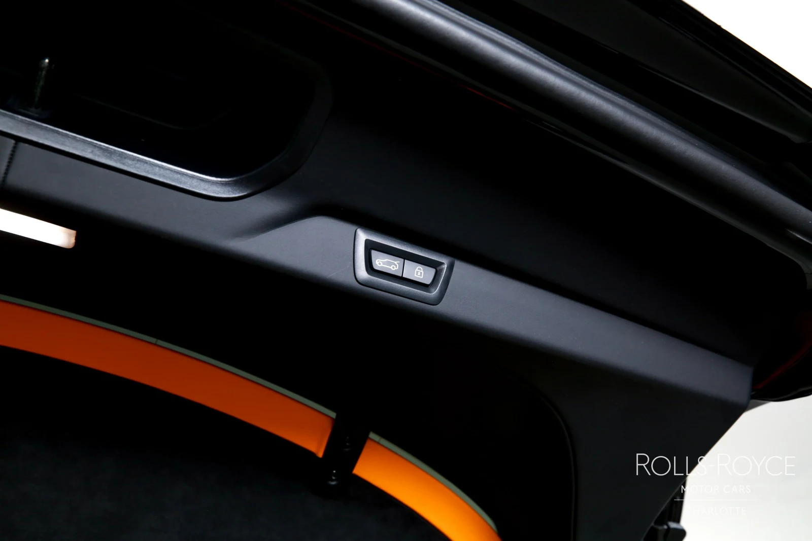 2027 Rolls-Royce Black Badge Cullinan Series II, 16/29