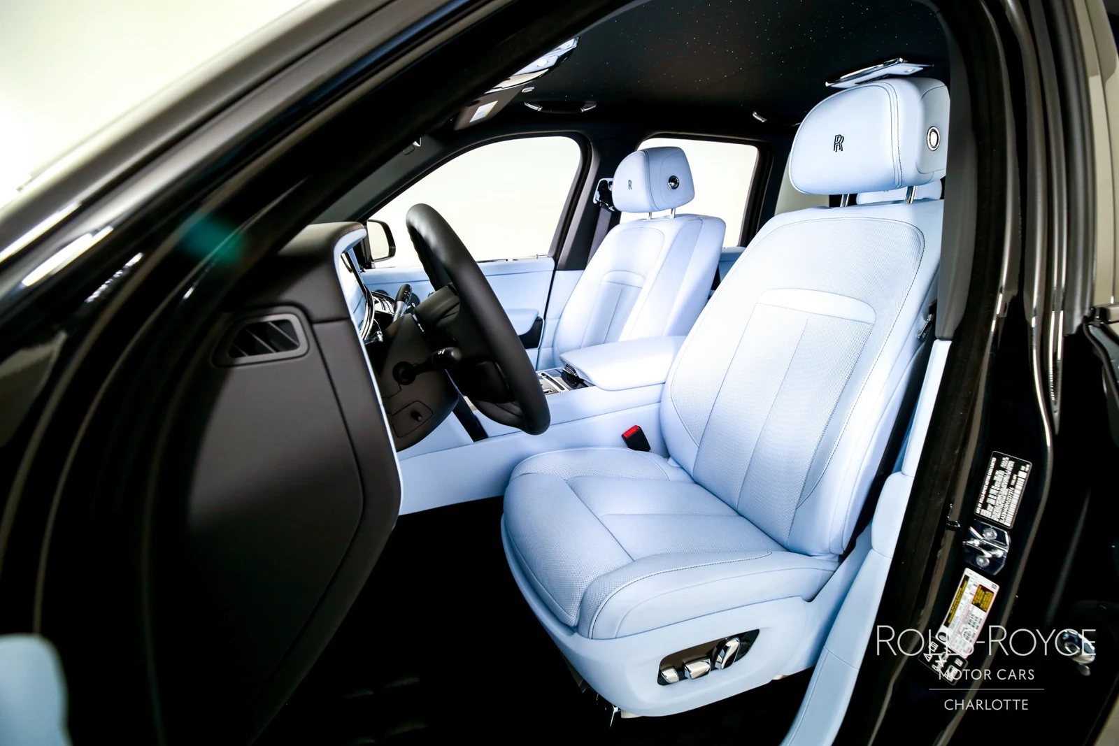 2027 Rolls-Royce Black Badge Cullinan Series II, 7/29