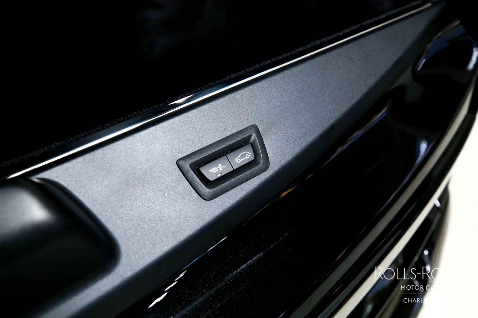 2027 Rolls-Royce Black Badge Cullinan Series II, 15/29