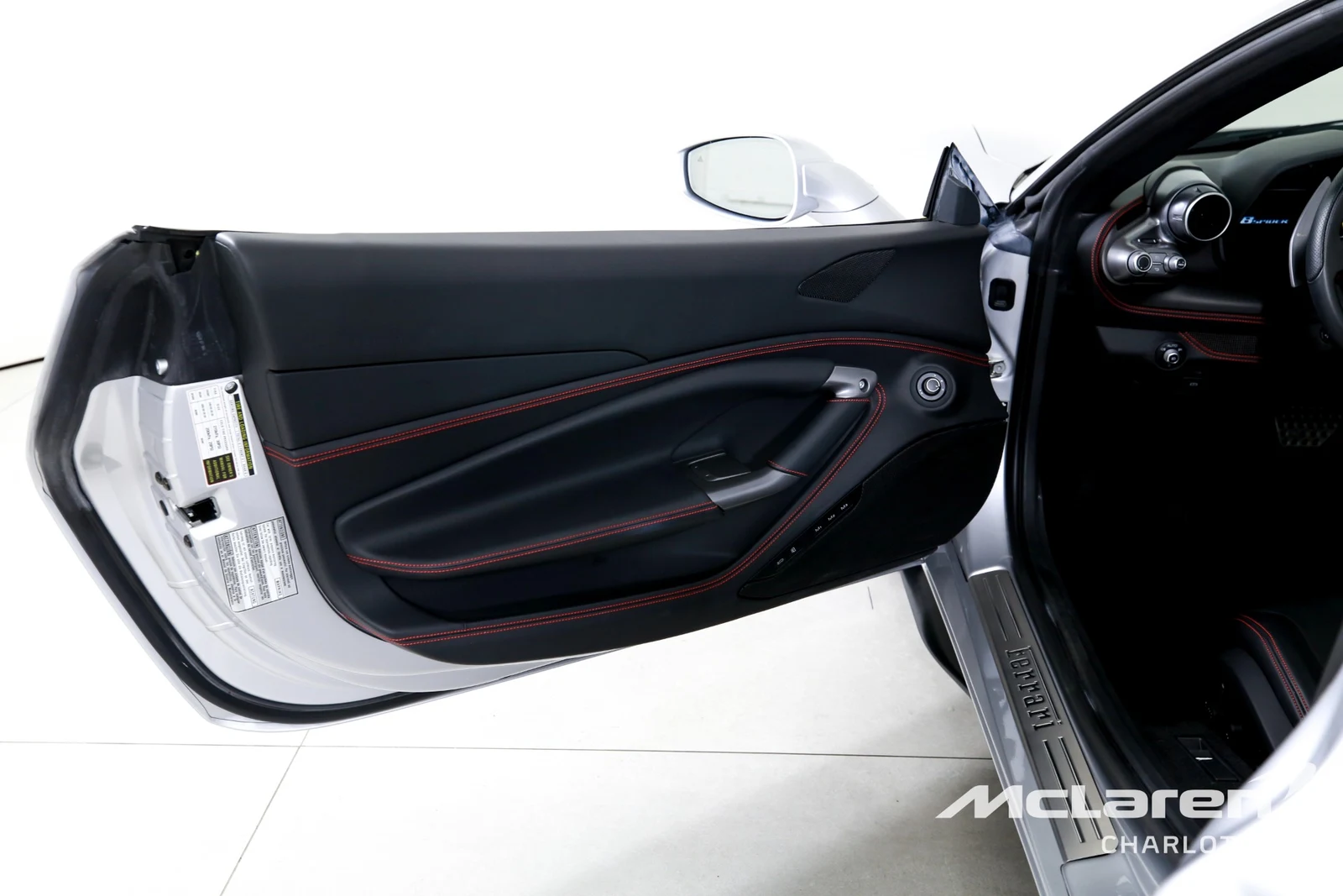 2022 Ferrari F8 Spider, 7/29