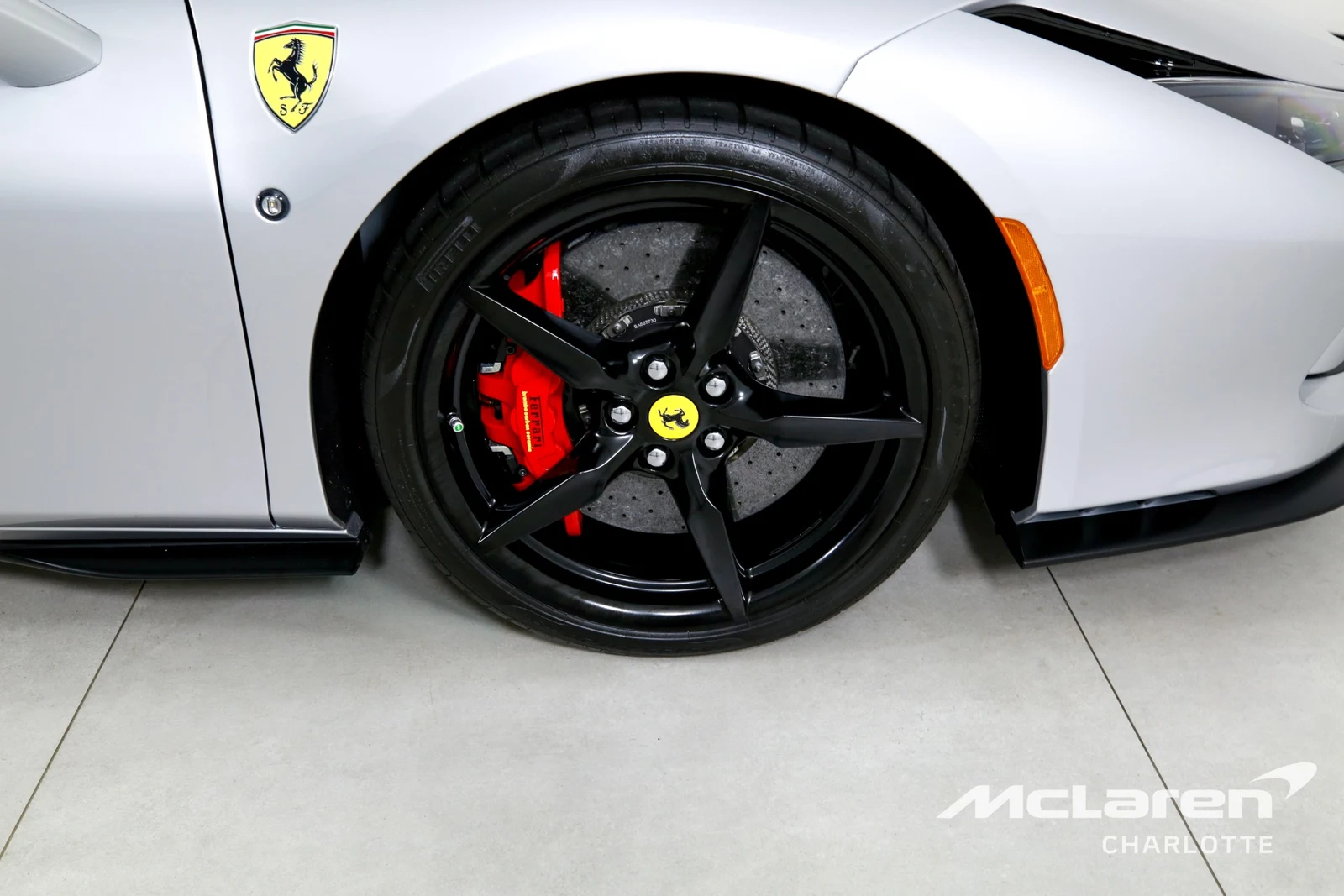 2022 Ferrari F8 Spider, 25/29