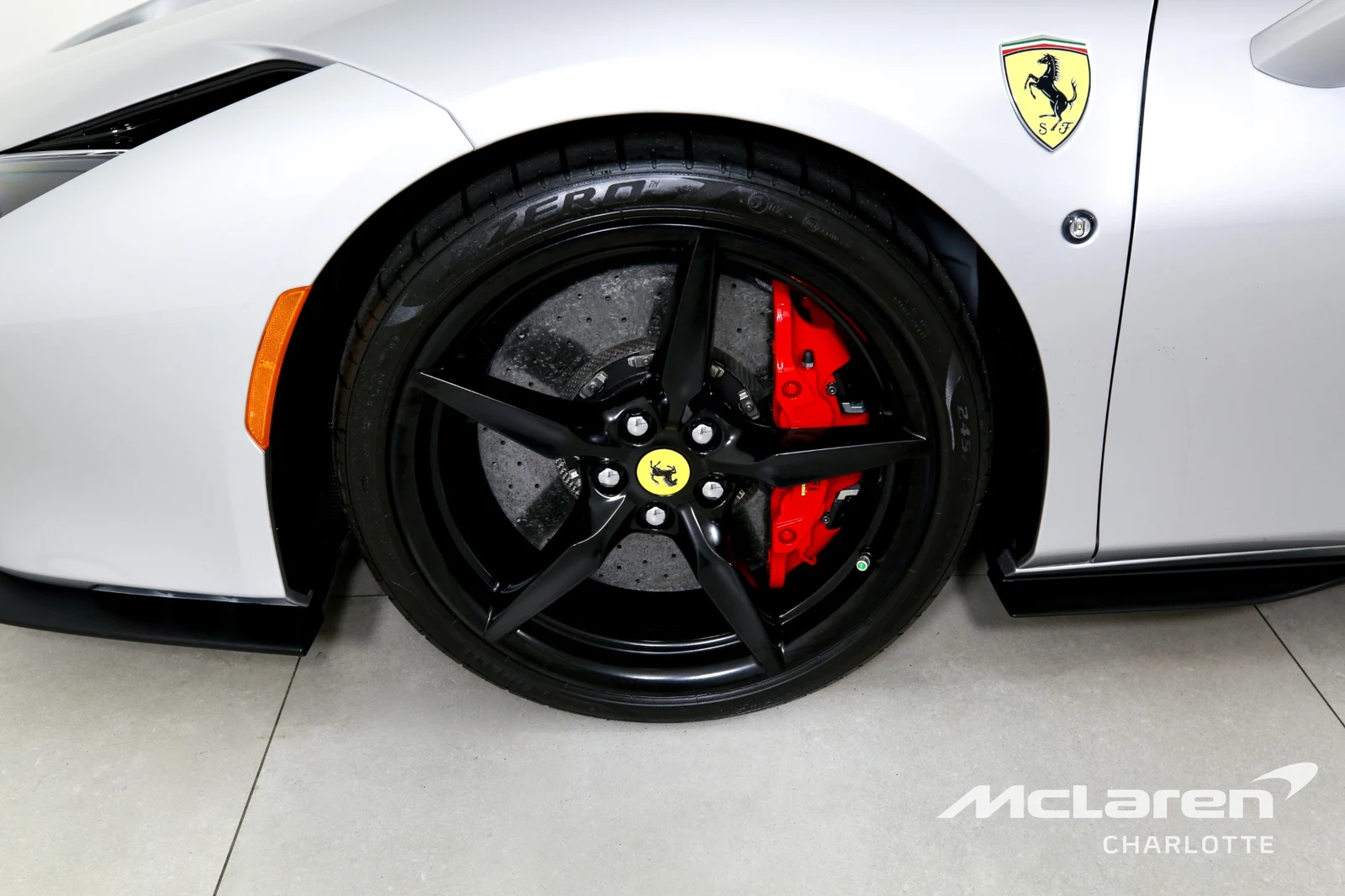 2022 Ferrari F8 Spider, 26/29