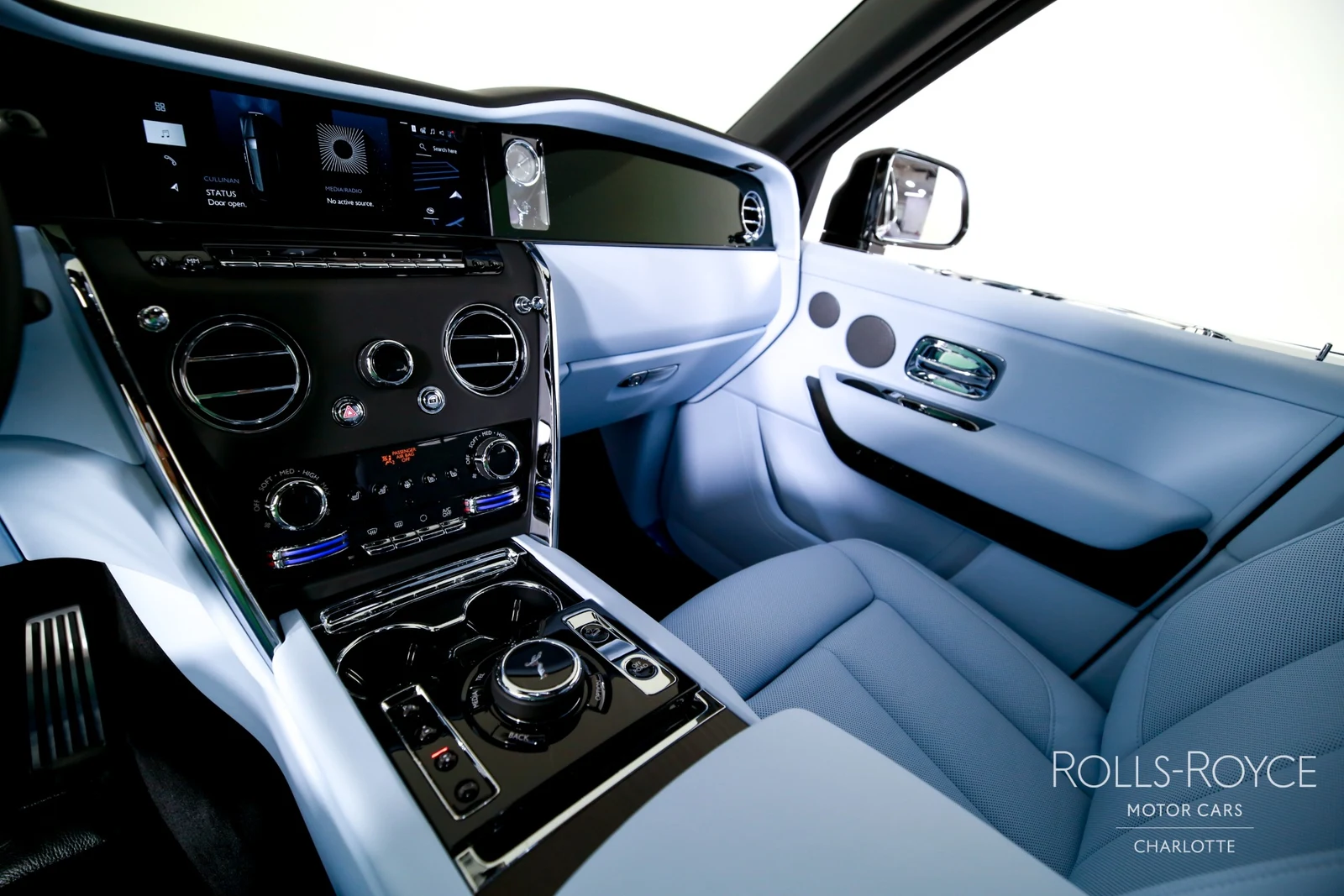2027 Rolls-Royce Cullinan Series II, 9/29