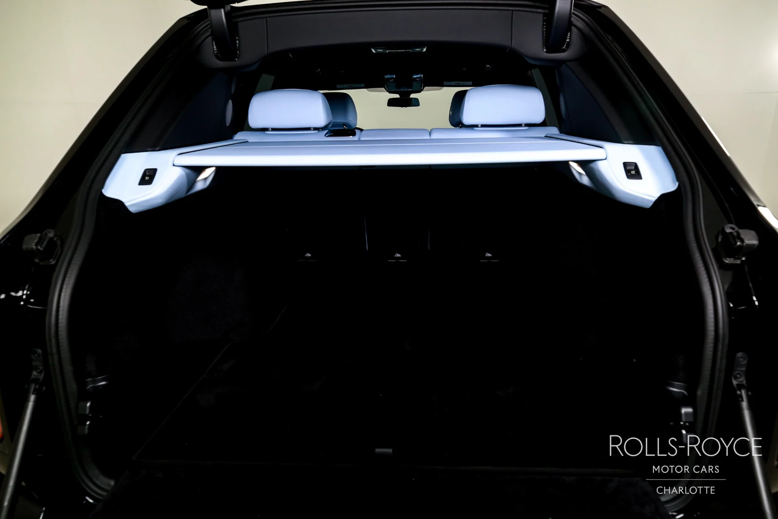 2027 Rolls-Royce Cullinan Series II, 15/29