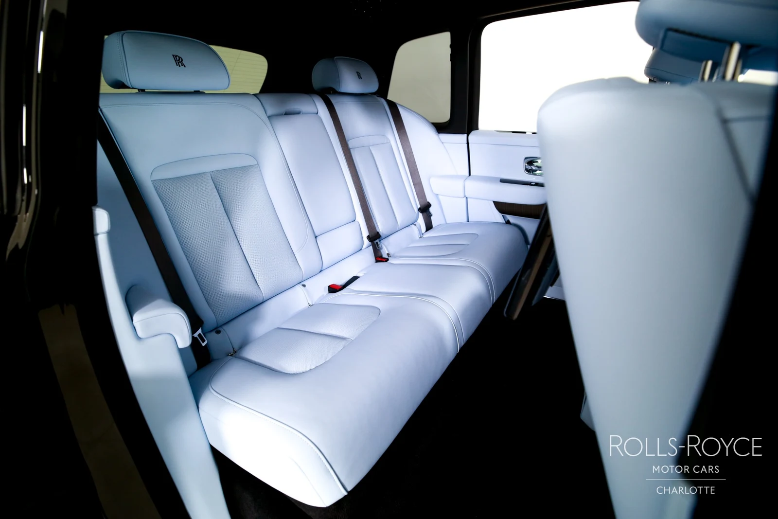 2027 Rolls-Royce Cullinan Series II, 18/29