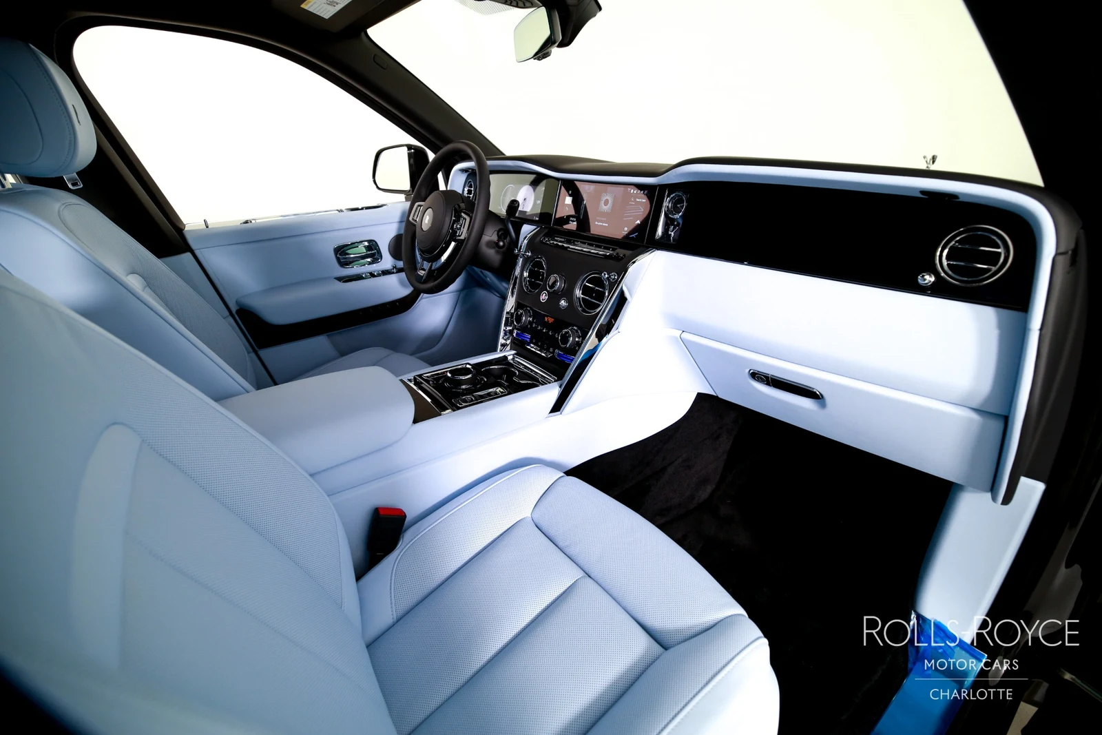 2027 Rolls-Royce Cullinan Series II, 22/29
