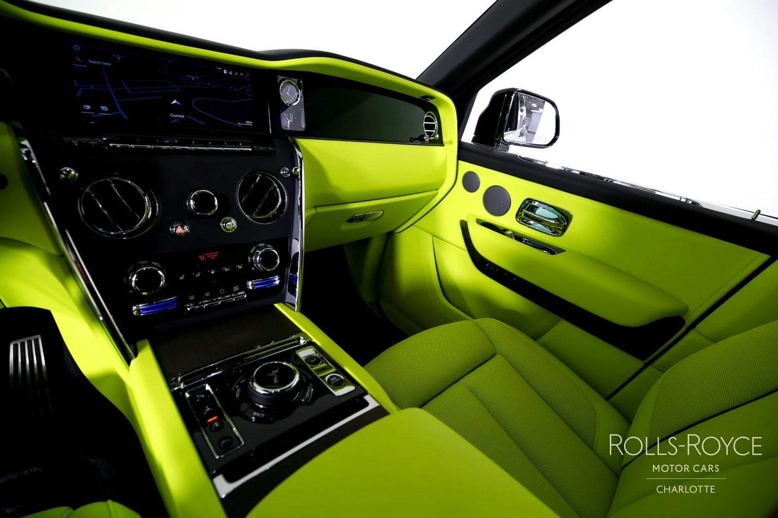 2027 Rolls-Royce Cullinan Series II, 9/29