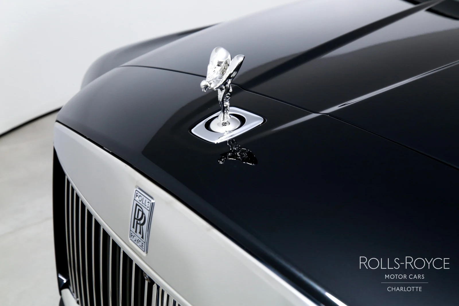 2027 Rolls-Royce Cullinan Series II, 28/29