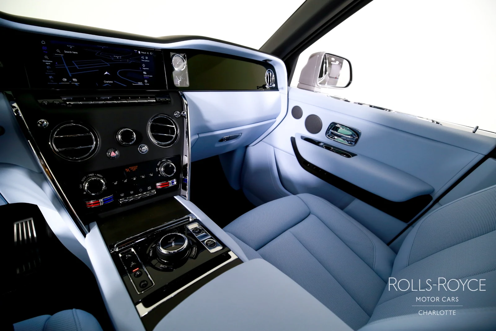 2027 Rolls-Royce Cullinan Series II, 9/29