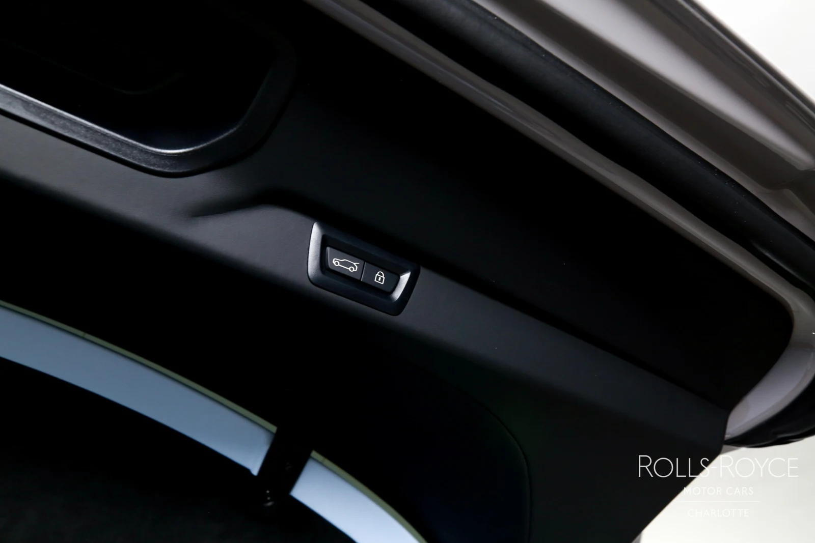 2027 Rolls-Royce Cullinan Series II, 15/29